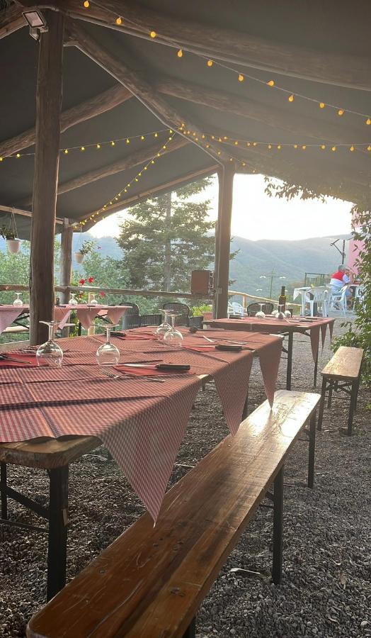 Locanda Agrogallo Карро Экстерьер фото