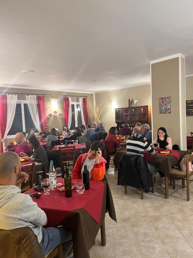 Locanda Agrogallo Карро Экстерьер фото